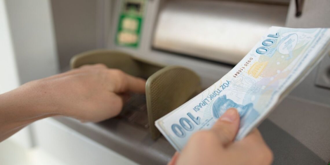 Aile ve Sosyal Hizmetler bakanlığı Eylül ayında ailelere 5000 TL yatırıyor