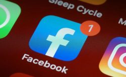 Facebook Efsane Özelliğini Geri Getiriyor