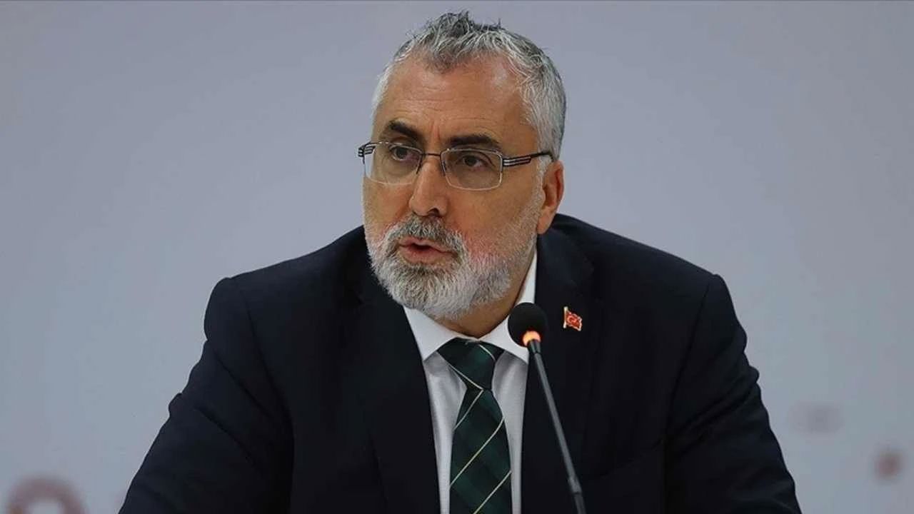 Vedat Işıkhan’dan dikkat çeken asgari ücret mesajı